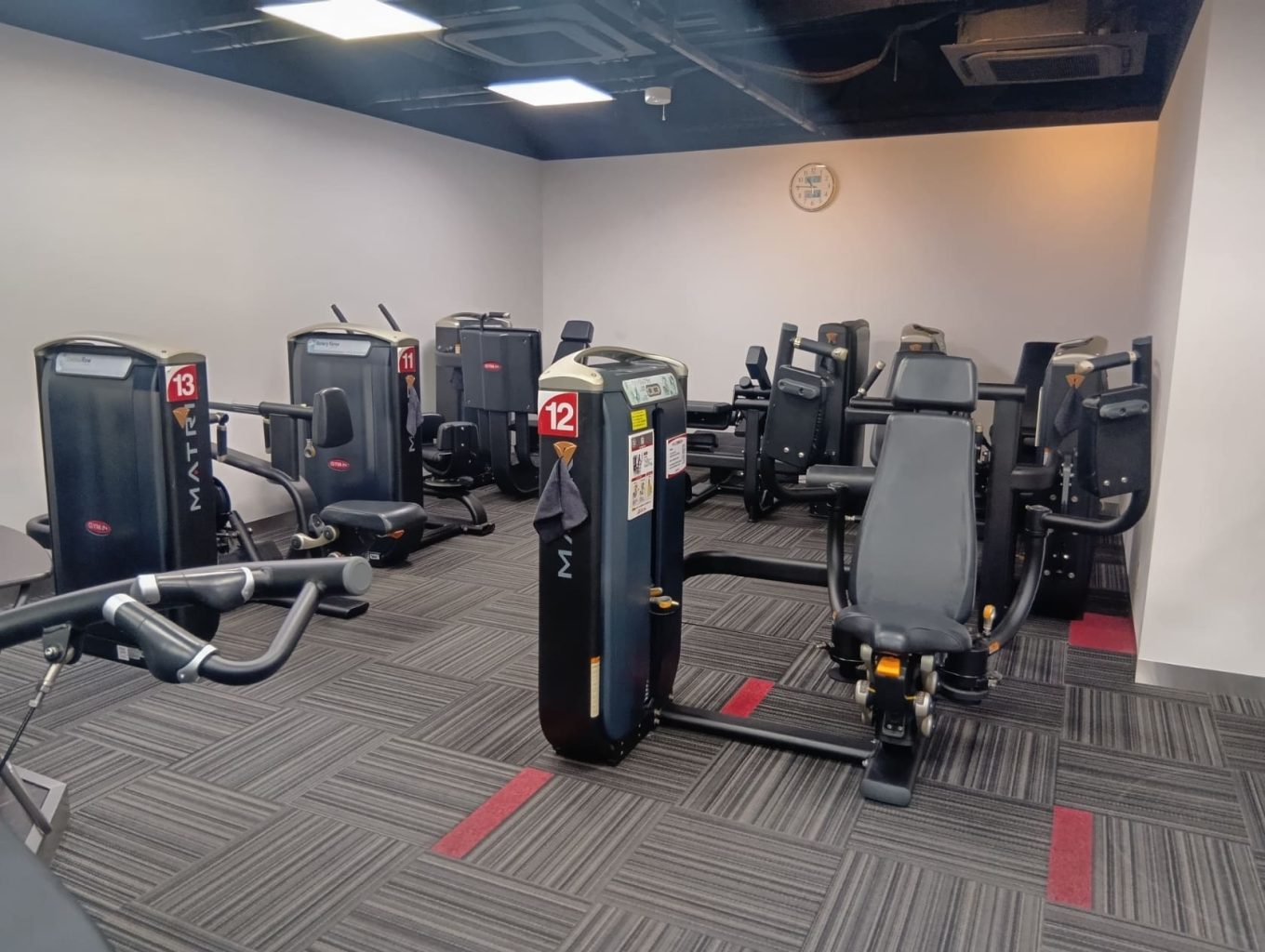 レジスタンスマシン