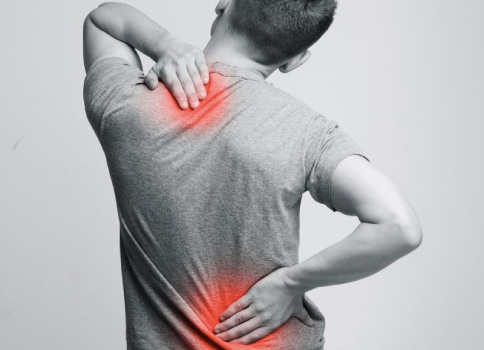 筋肉痛の時に筋トレはダメ？原因や予防方法・痛みの和らげ方も解説！