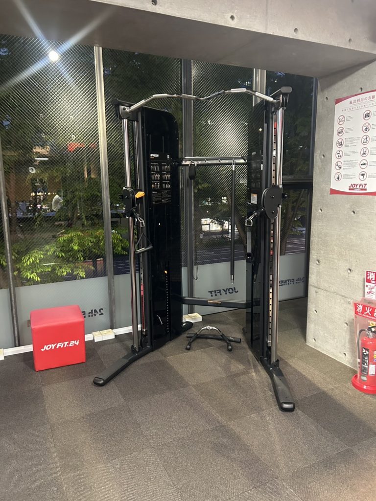 ケーブルマシン