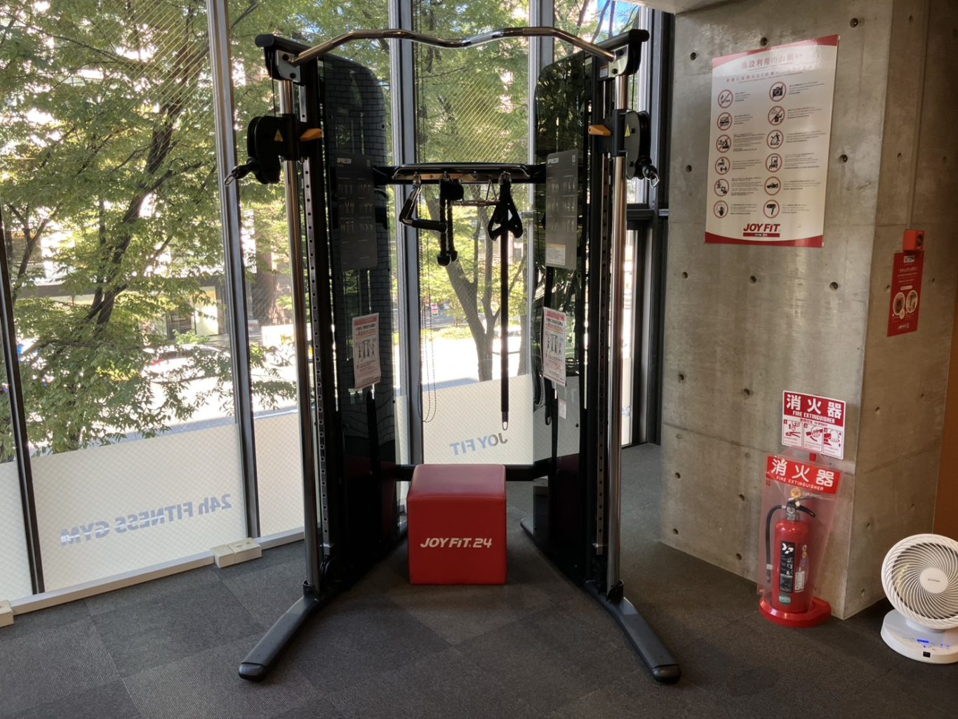 筋トレマシン　ケーブルマシン