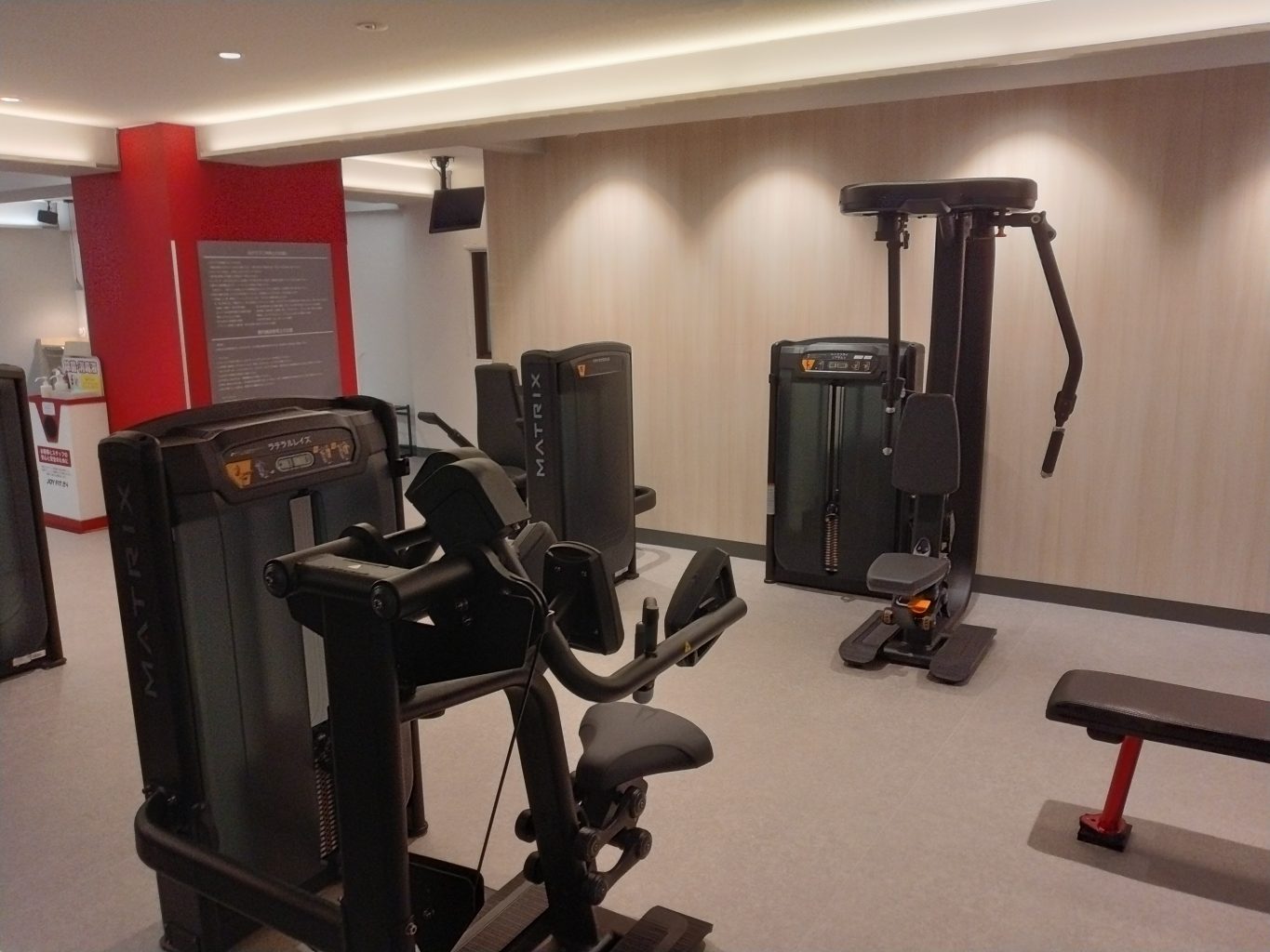 有酸素マシン、筋トレマシン