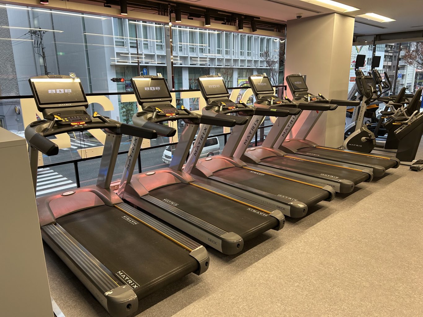 有酸素マシンエリア